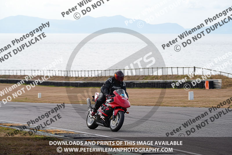 anglesey no limits trackday;anglesey photographs;anglesey trackday photographs;enduro digital images;event digital images;eventdigitalimages;no limits trackdays;peter wileman photography;racing digital images;trac mon;trackday digital images;trackday photos;ty croes